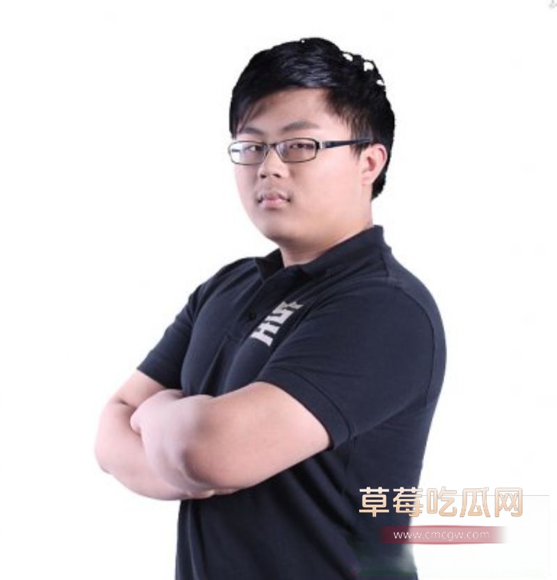 前教练Sask和前女友照片1