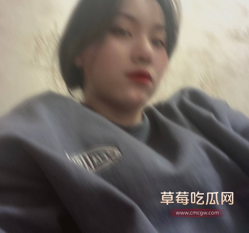 广东大学生 黄丽丽 10