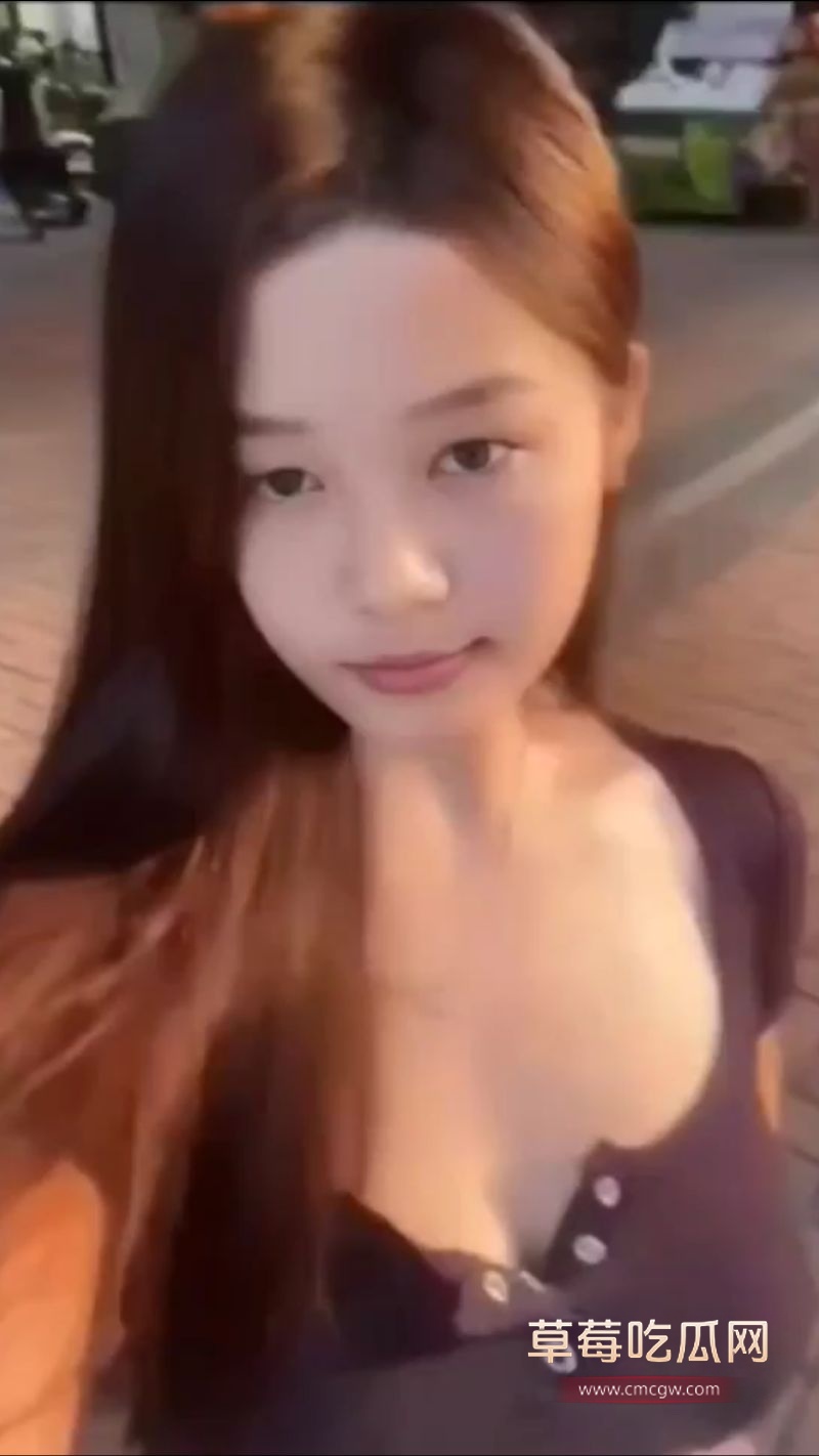 广西巨乳大学生卢娟 性爱私拍被曝光2