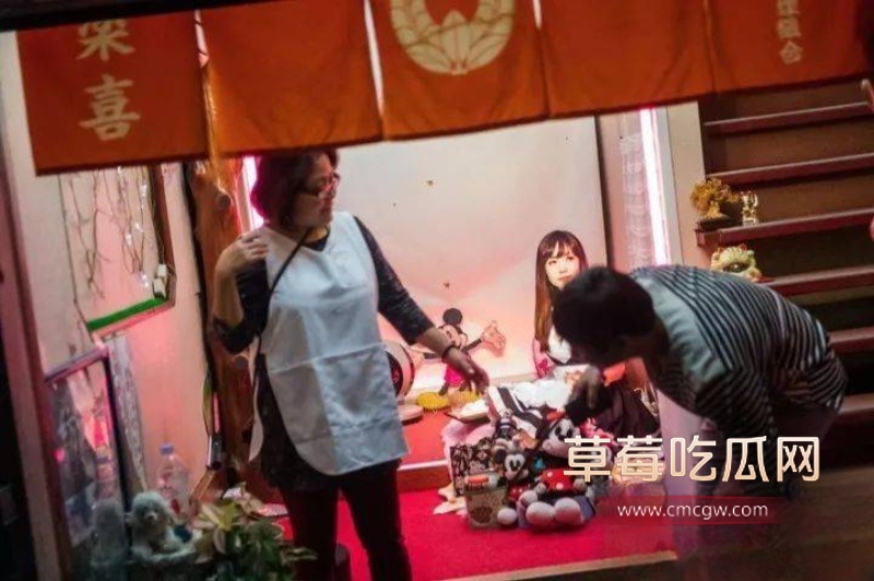 出国卖淫的年轻日本女性数量正在不断增加 35