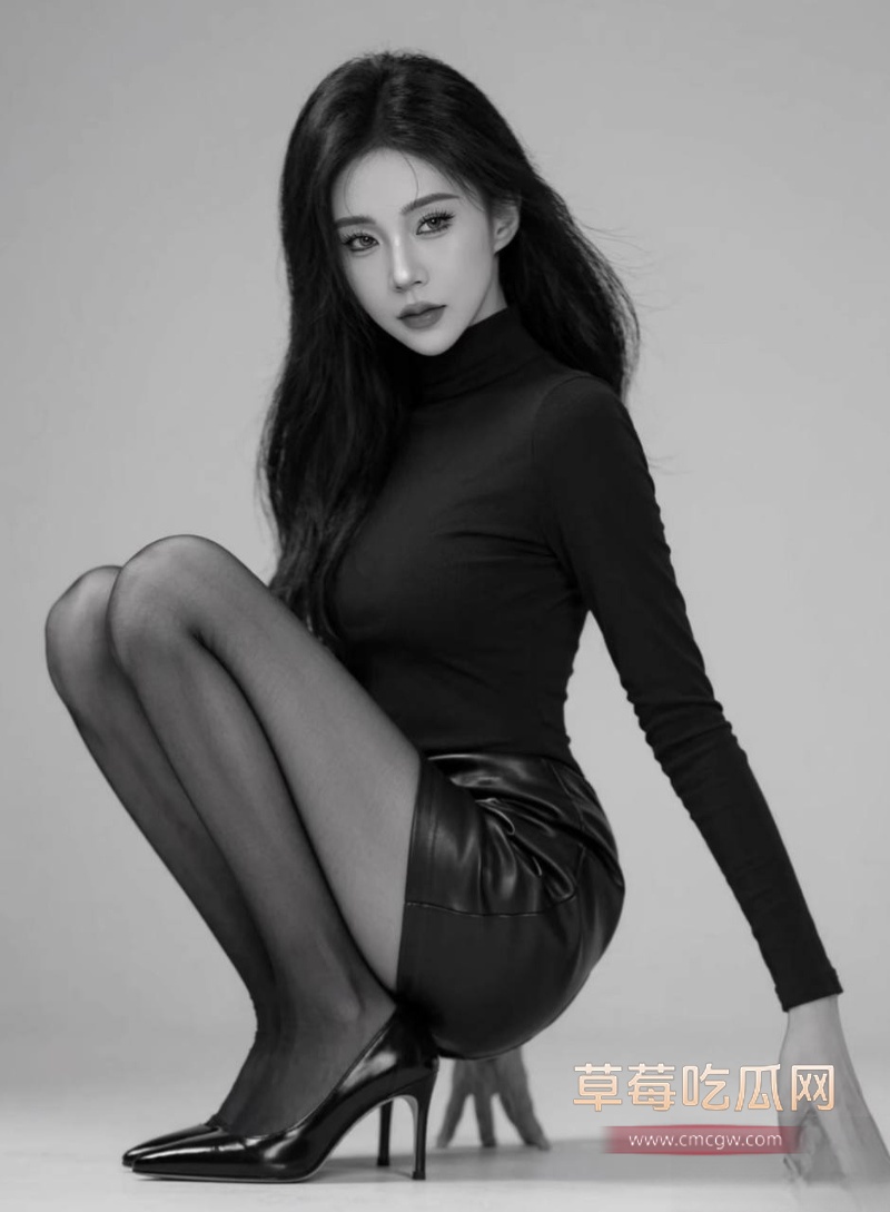 女网红多多举报大长脸 34