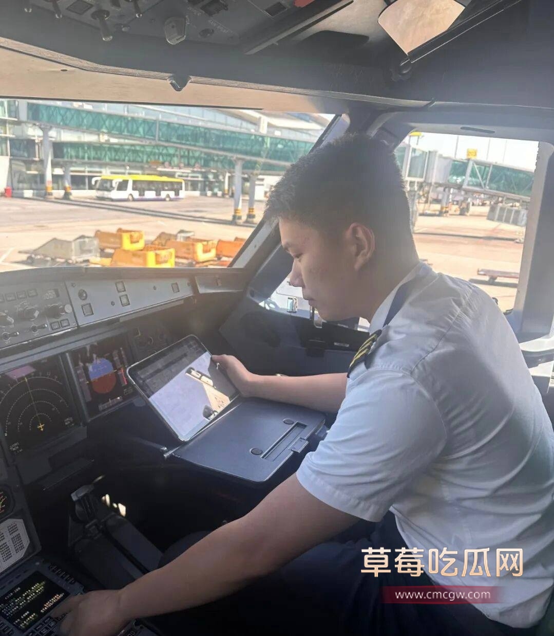 春秋航空八中队副驾李俊杰出轨空姐惨案10 春秋航空八中队副驾李俊杰出轨空姐惨案10