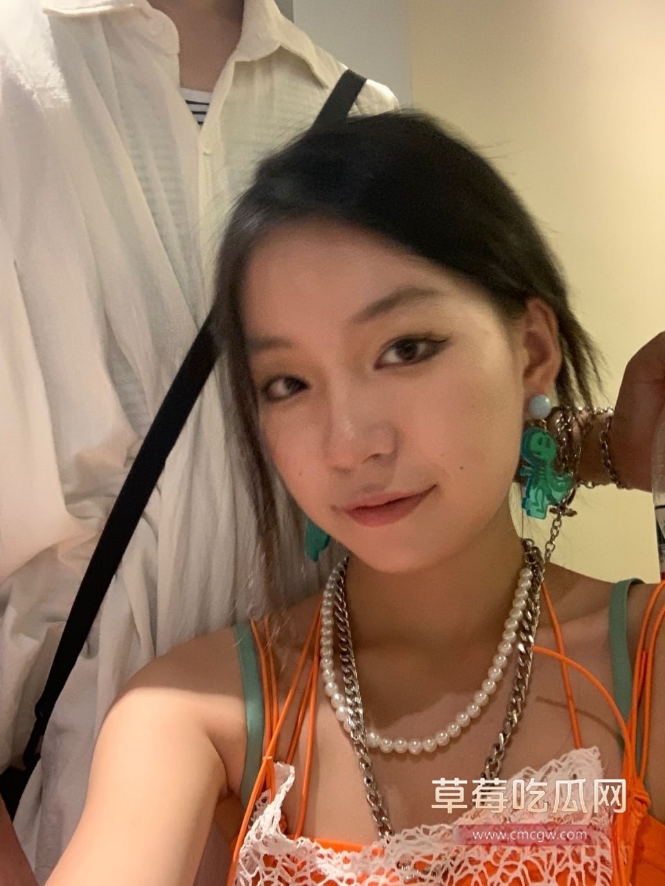 墨尔本大学女留学生带货诈骗勒索12