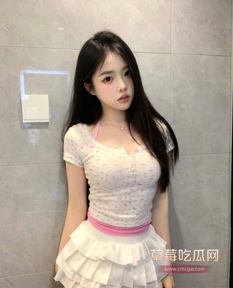 推特大神我的枪好长 《约兄弟一起操他的翘臀御姐骚女友》5