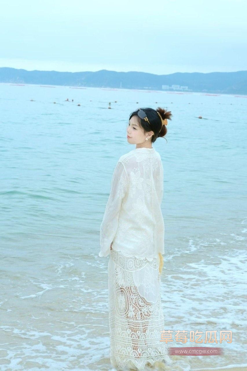 广东佛山反差婊陈倩瑜1 广东佛山反差婊陈倩瑜1