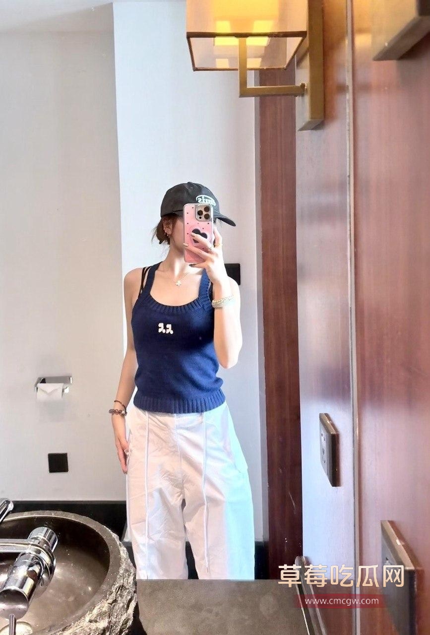 广东佛山反差婊陈倩瑜6 广东佛山反差婊陈倩瑜6