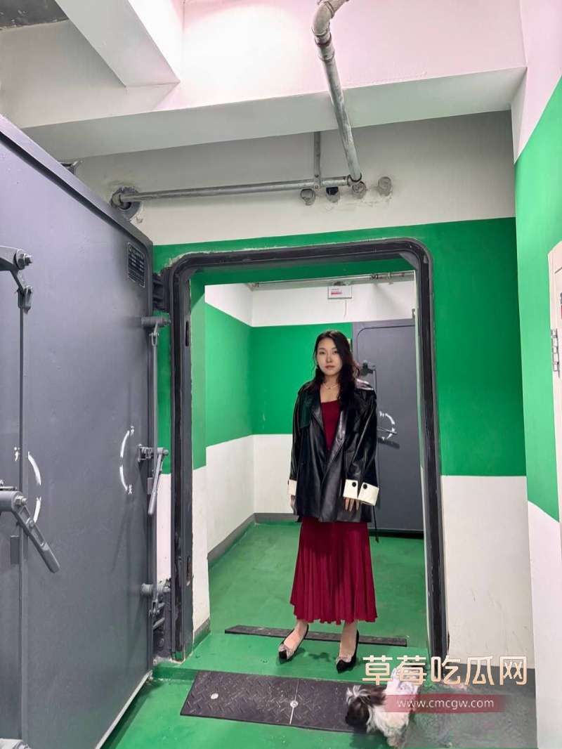 33岁极品人妻谢燕妮 13