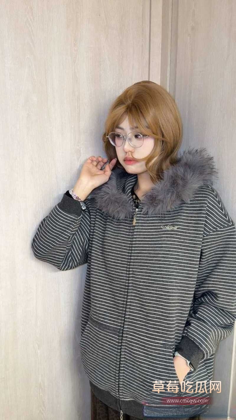上海超嫩眼镜妹和男友恋爱五年 22