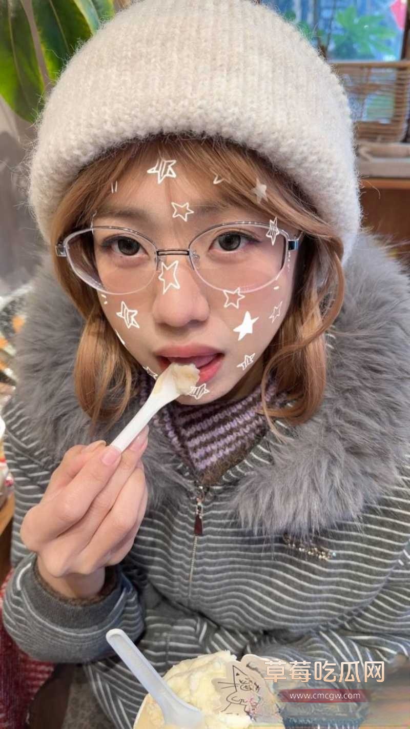 上海超嫩眼镜妹和男友恋爱五年 23