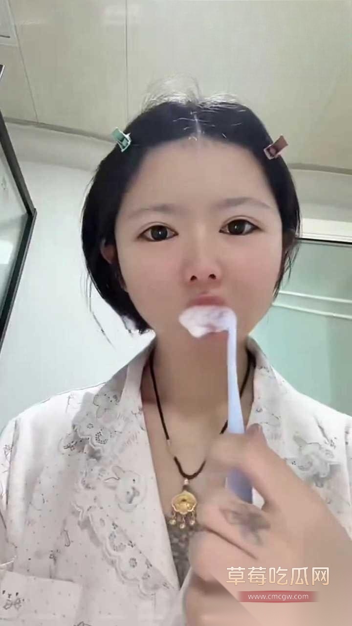 双马尾1