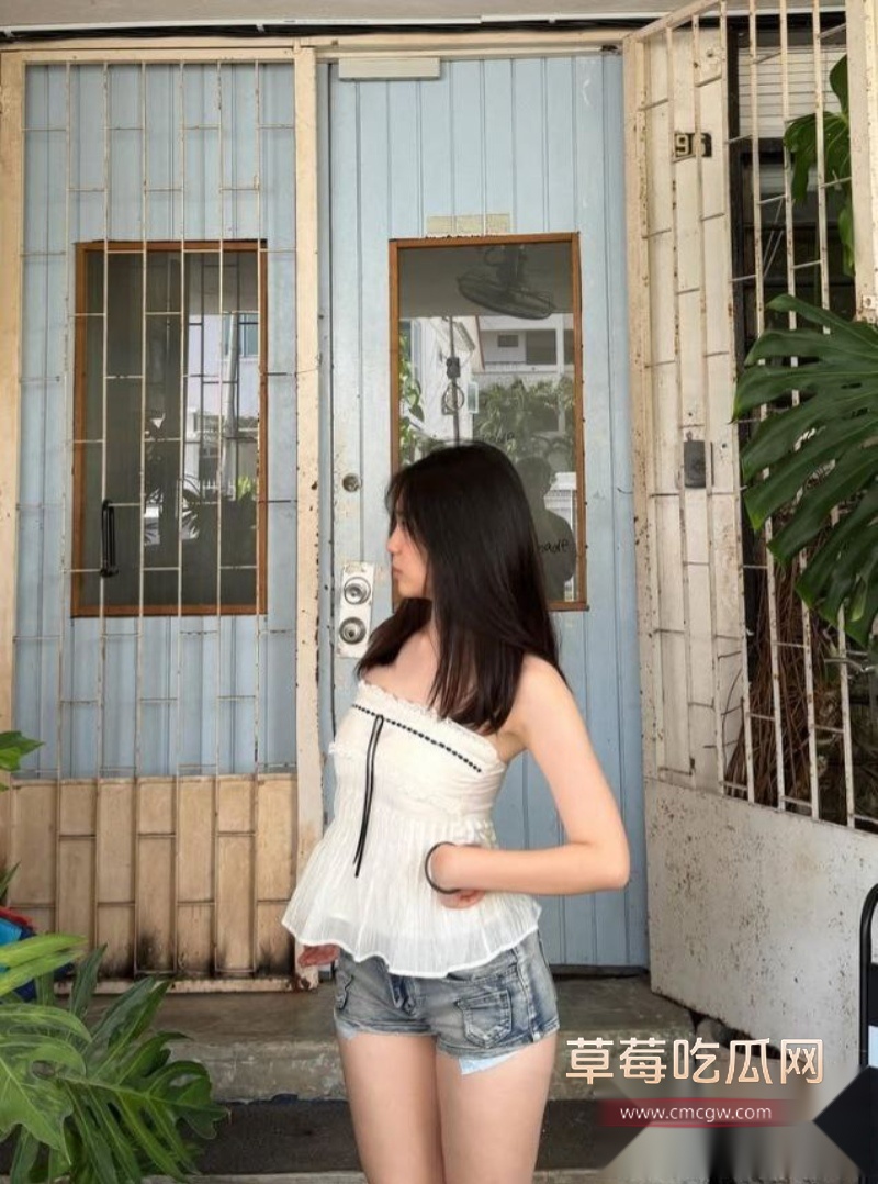 广西防城港高颜女大 心玲 18 广西防城港高颜女大 心玲 18