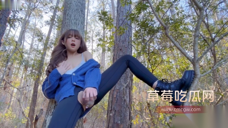 亚裔童颜博主 Kittyxkum 17