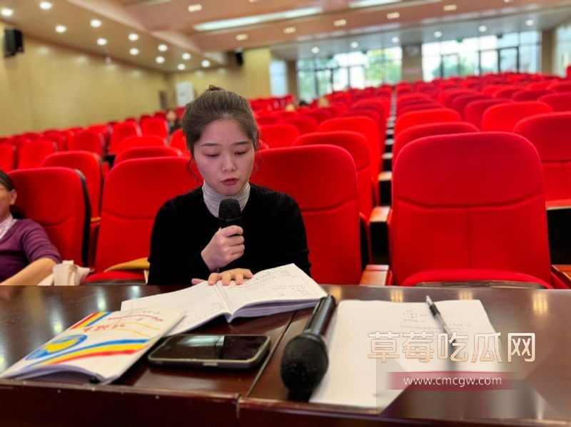 新路小学老师昌瑾昀相关照片5
