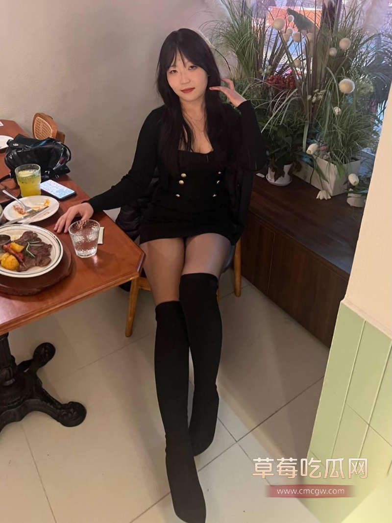 许昌八中的女教师刘聪 15