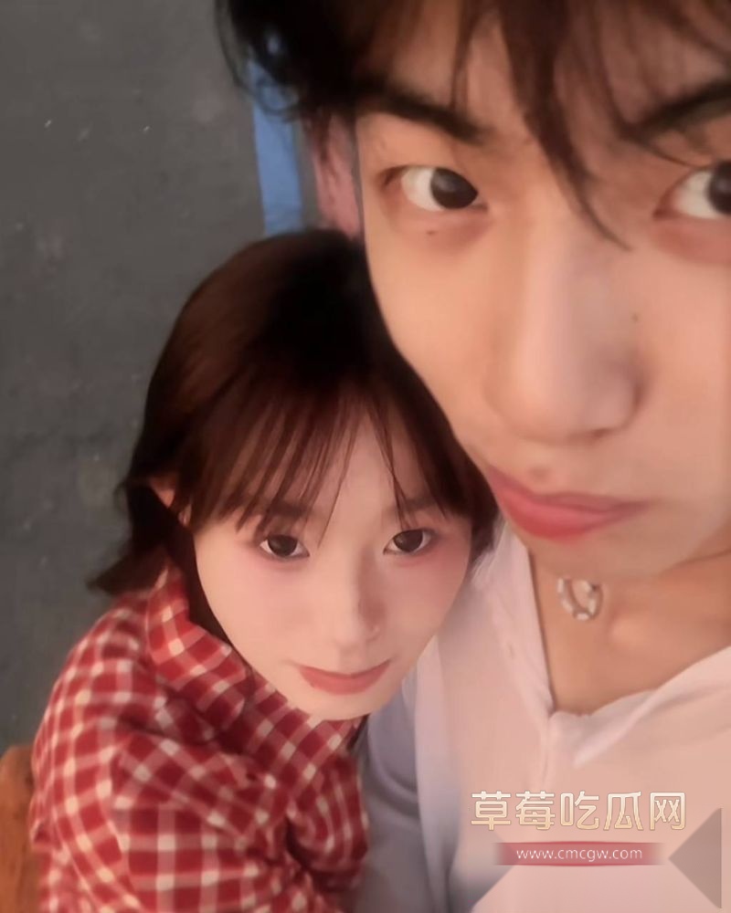 抖音百万网红安静公主照片4
