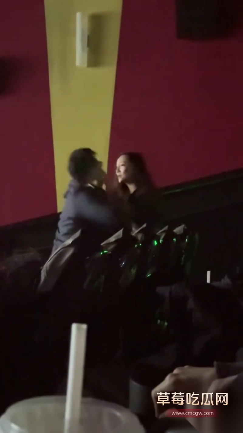 上海电影院捉奸现场  3