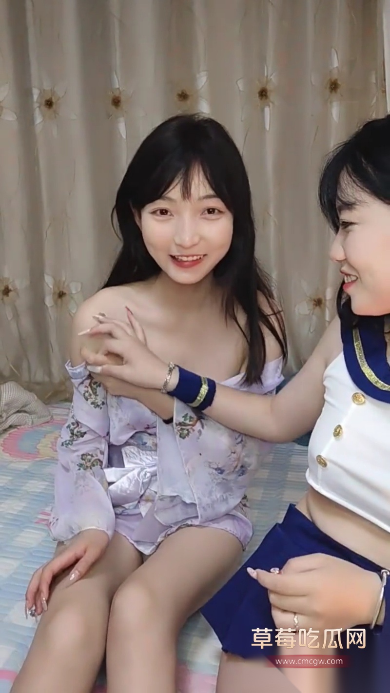 七彩新进萝莉姐妹花 1