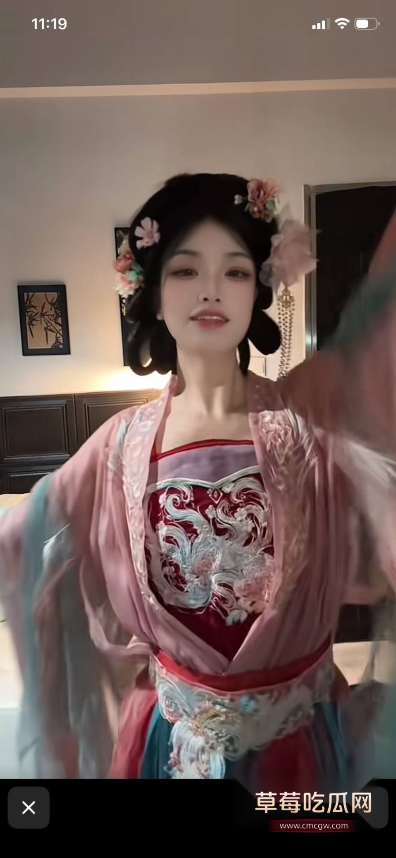 抖音清纯反差博主芊 给粉丝拍摄大尺度定制自慰视频6 抖音清纯反差博主芊 给粉丝拍摄大尺度定制自慰视频6