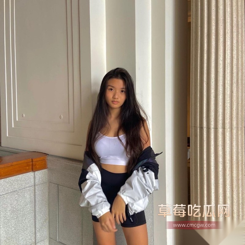 巨乳学生妹1 巨乳学生妹1