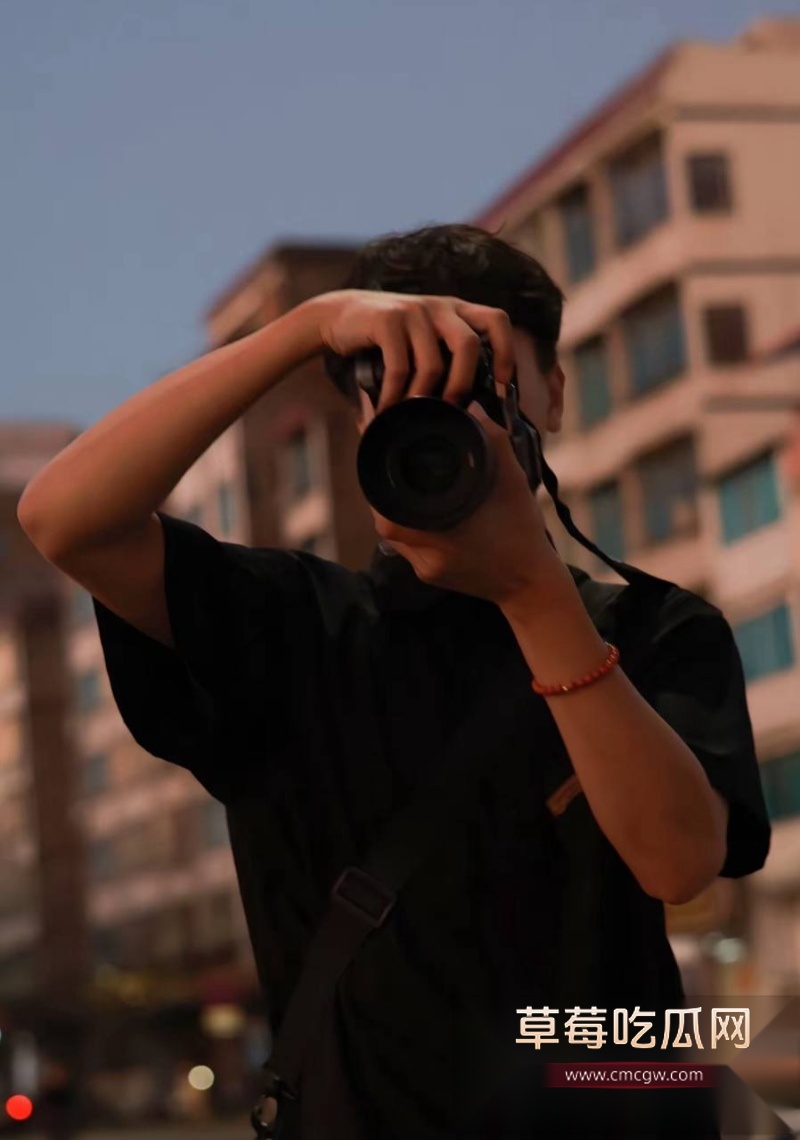 南宁某摄影师陆某某 20