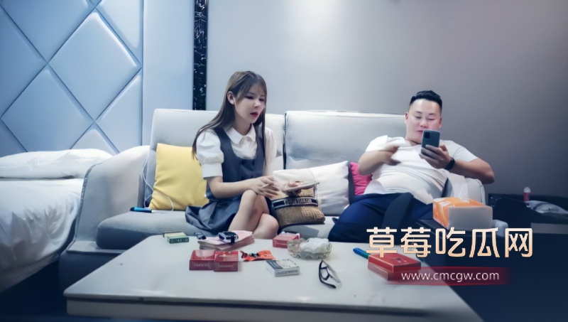 赵总寻花网红脸纹身小姐姐 1 赵总寻花网红脸纹身小姐姐 1
