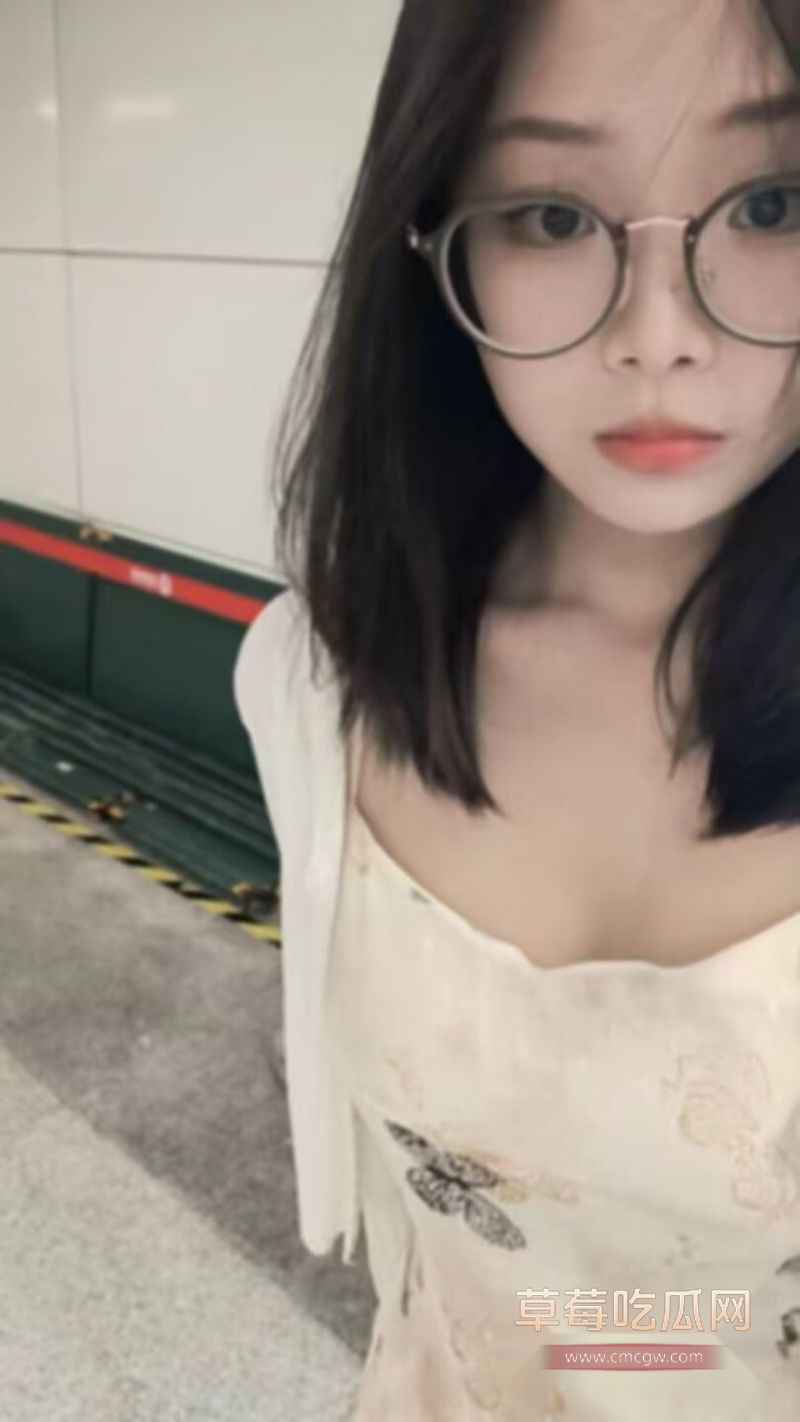 陕西反差小妹王茹燕 被多金金主包养3