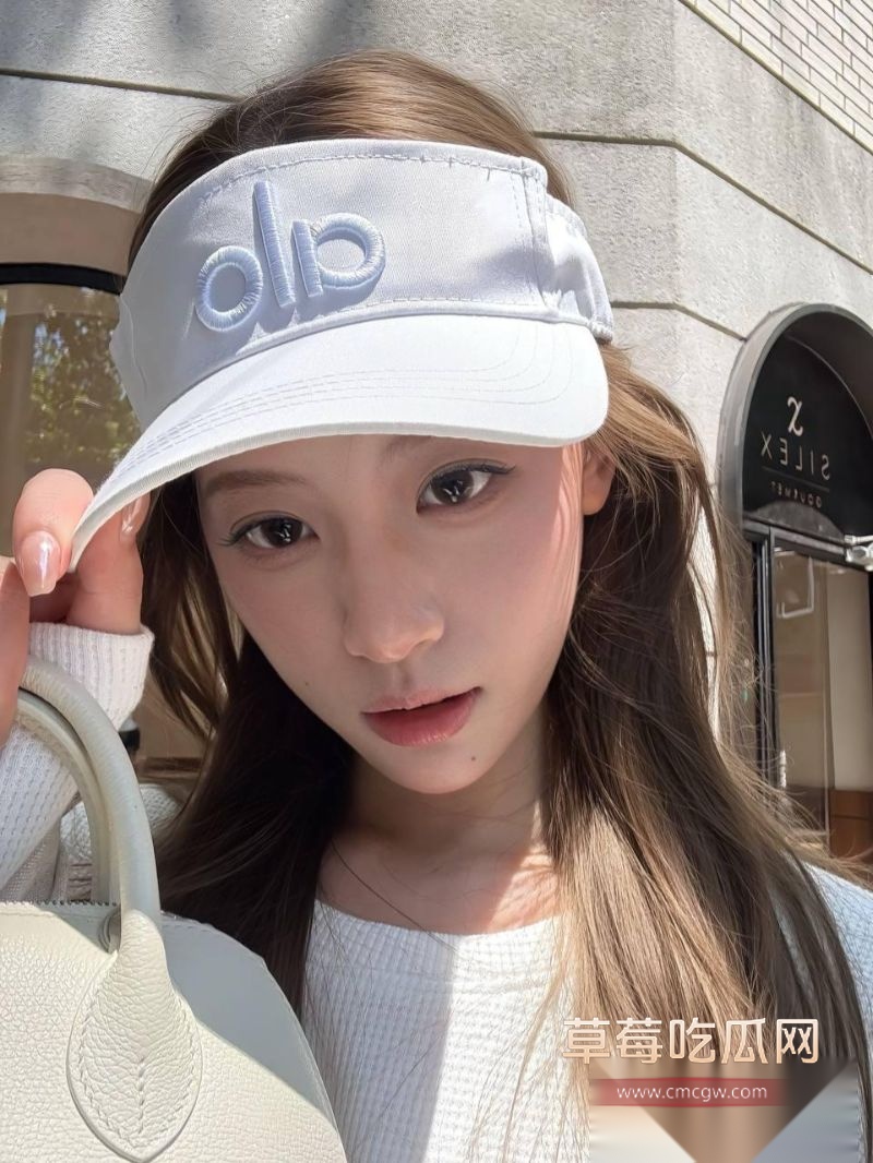 推特御姐Amber0281213身份被人扒出3