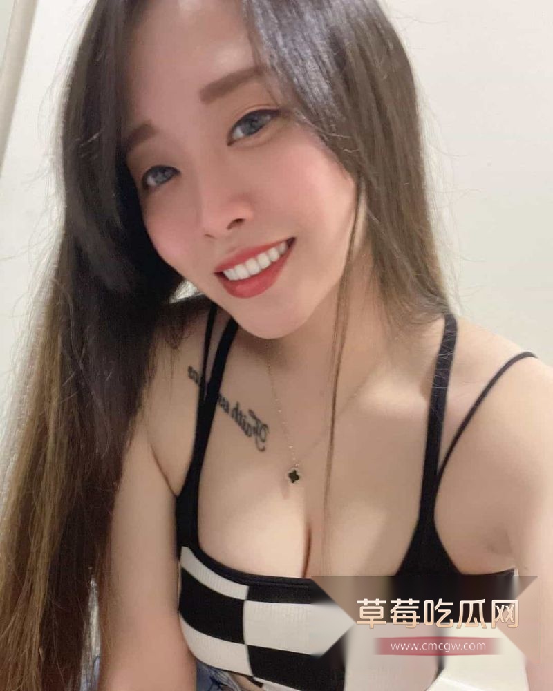 高颜值巨乳女神 私拍自慰福利流出3 高颜值巨乳女神 私拍自慰福利流出3