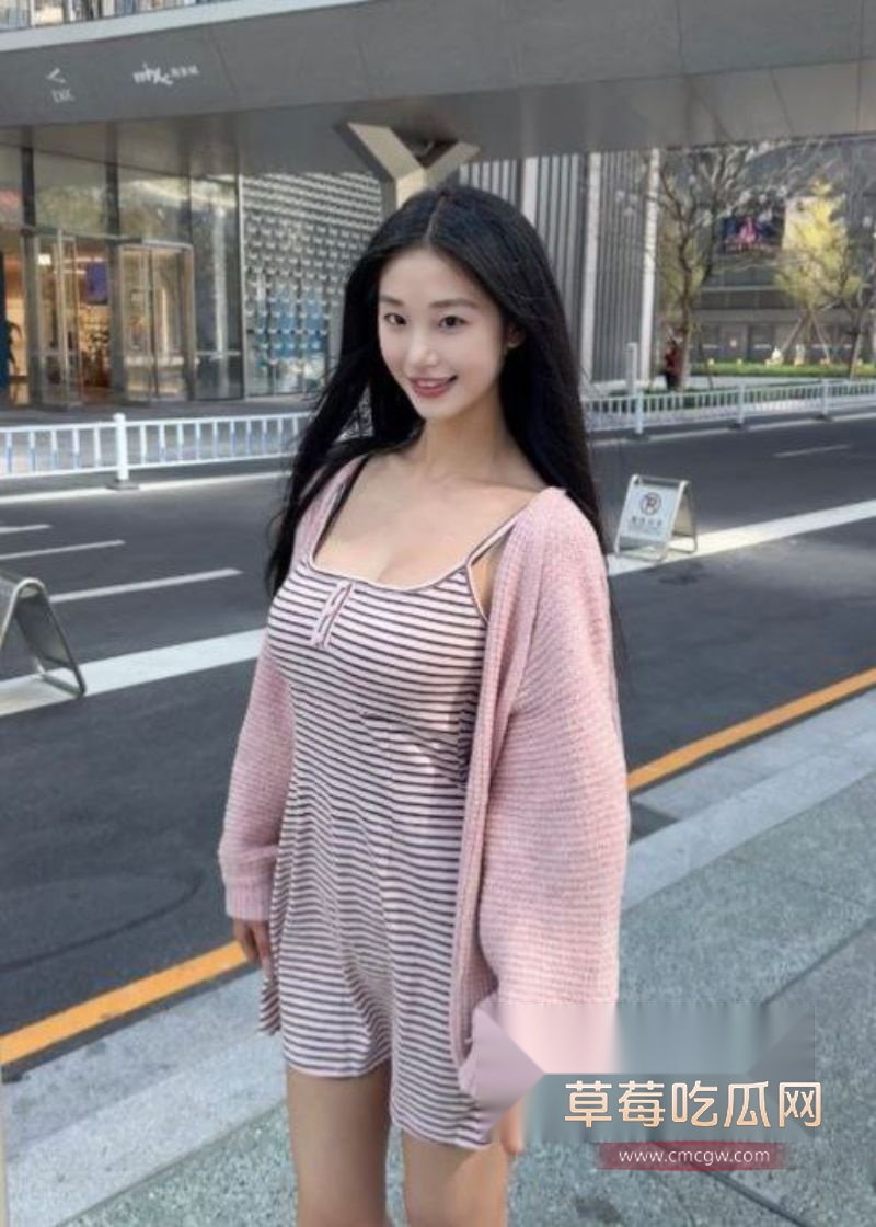 浙江反差大学生张欣彤 跟富二代金主性爱视频被曝光6