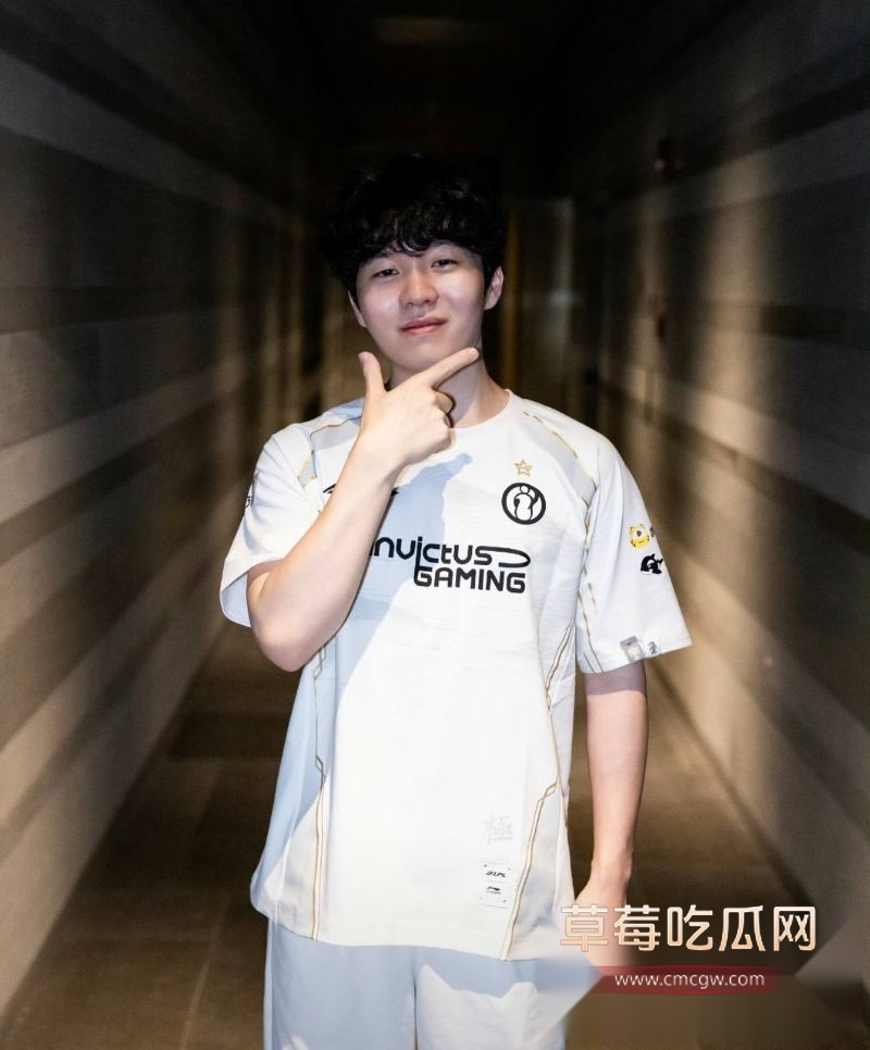 Rookie小钰等相关照片21