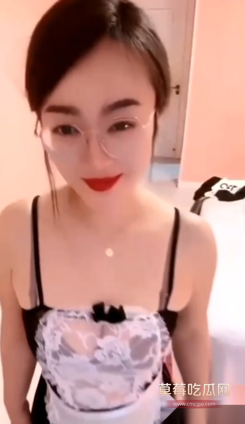 蜜桃姨姨1 蜜桃姨姨1