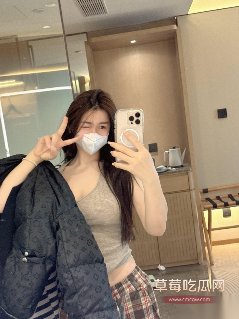 TT约炮1