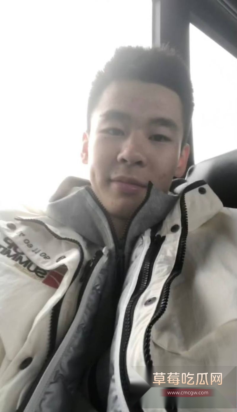 中国男篮球星郭昊文2 中国男篮球星郭昊文2