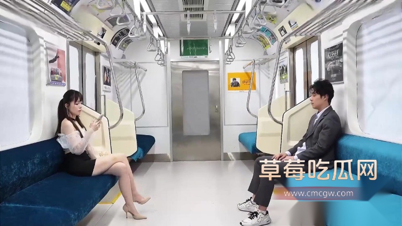 高颜值麻豆电车痴女梦 19