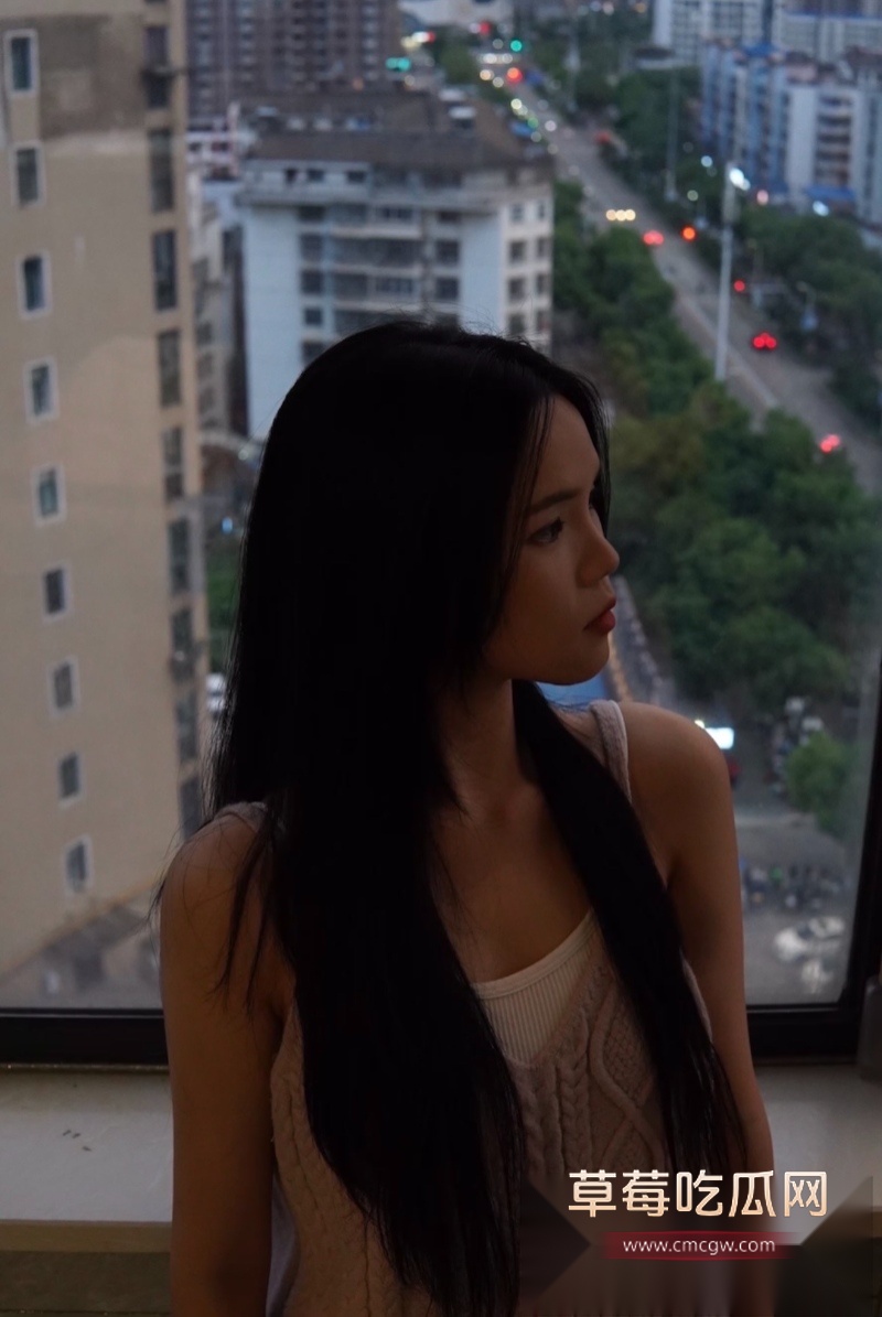 酒吧局头PUA女友 23 酒吧局头PUA女友 23