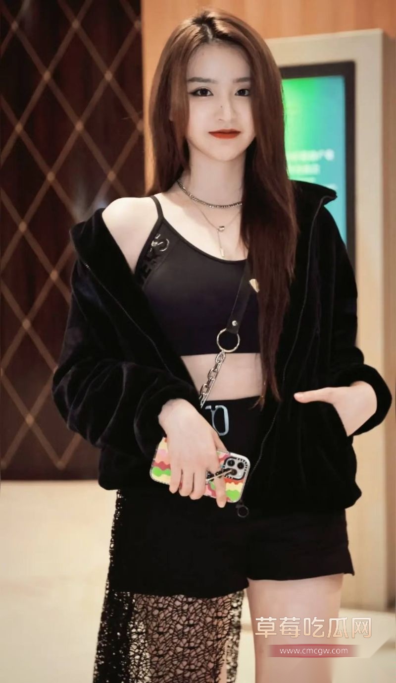 蔡徐坤女徒弟28