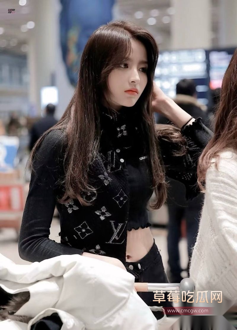蔡徐坤女徒弟34