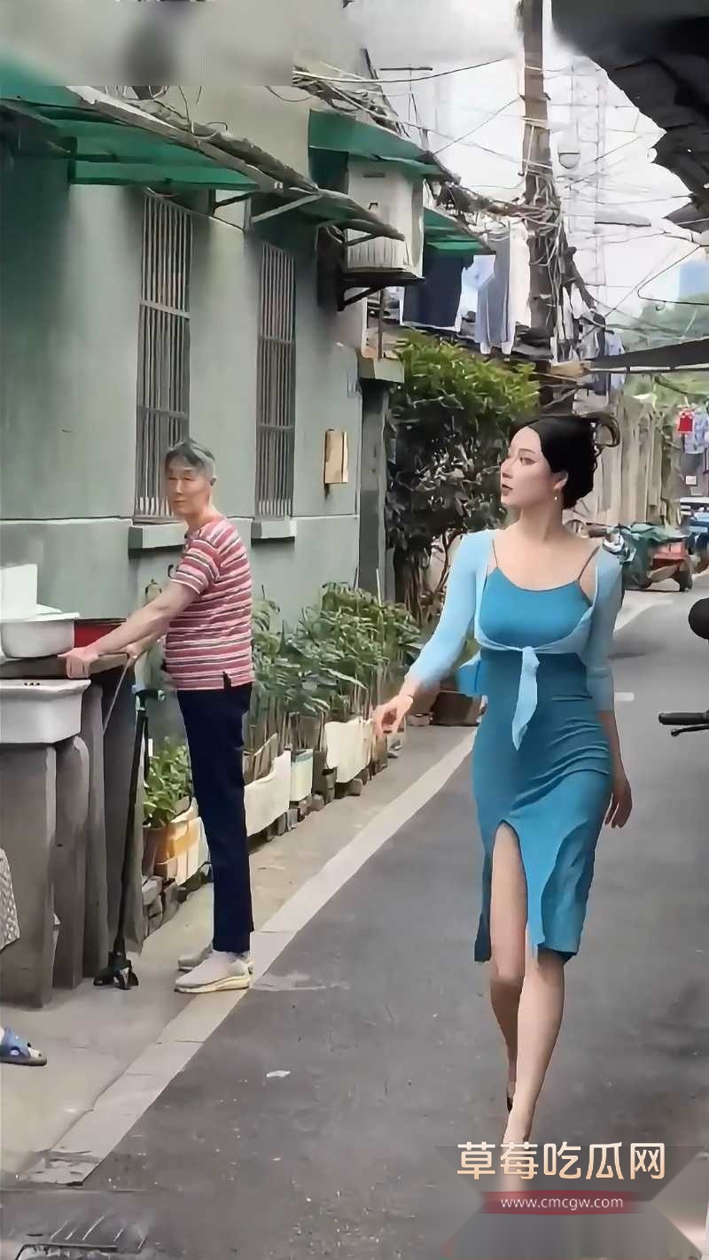 骚逼绿帽喜欢绿母 13 骚逼绿帽喜欢绿母 13