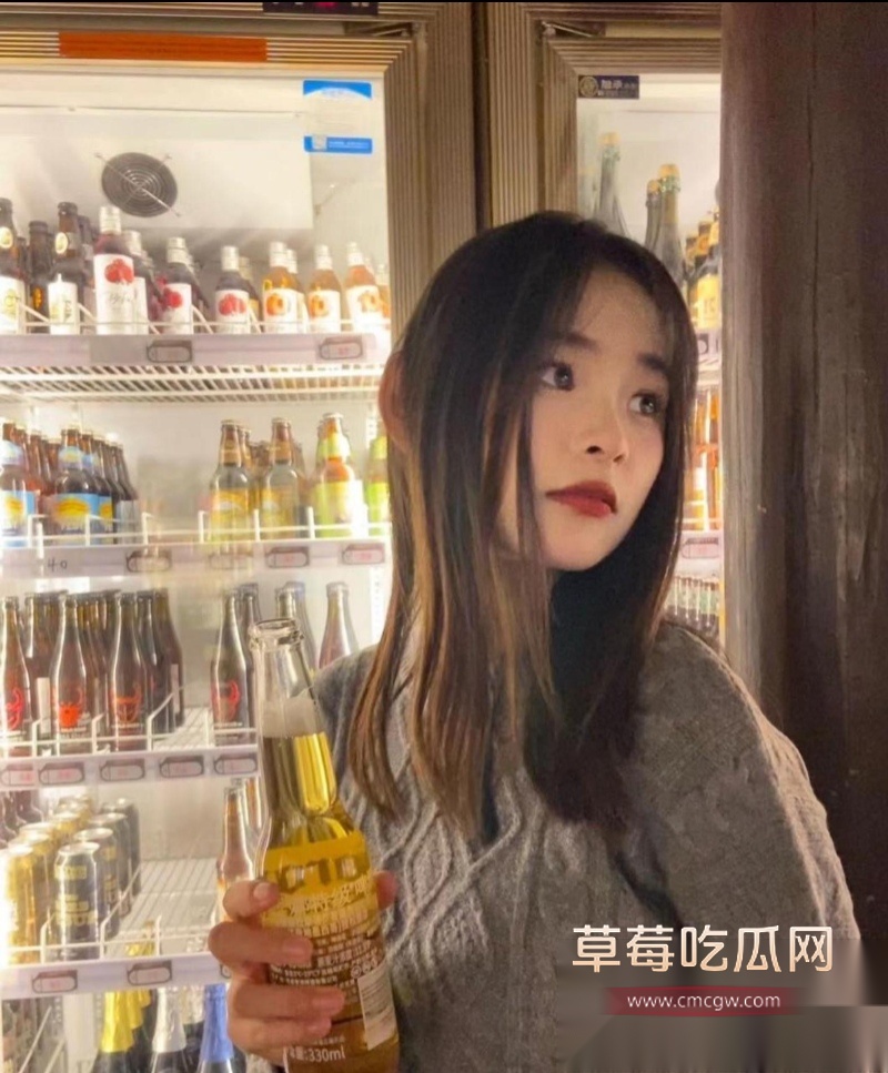 上海长腿反差母狗 10