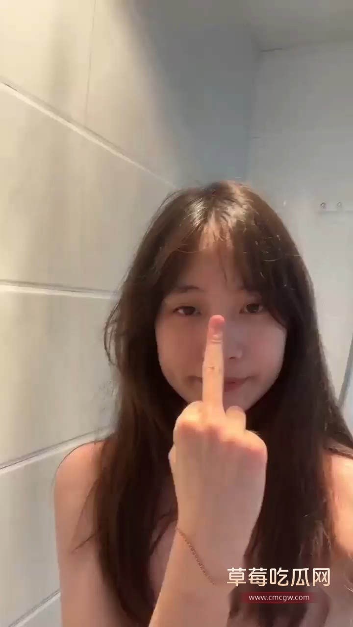 超高颜值美少女露脸自拍1 超高颜值美少女露脸自拍1