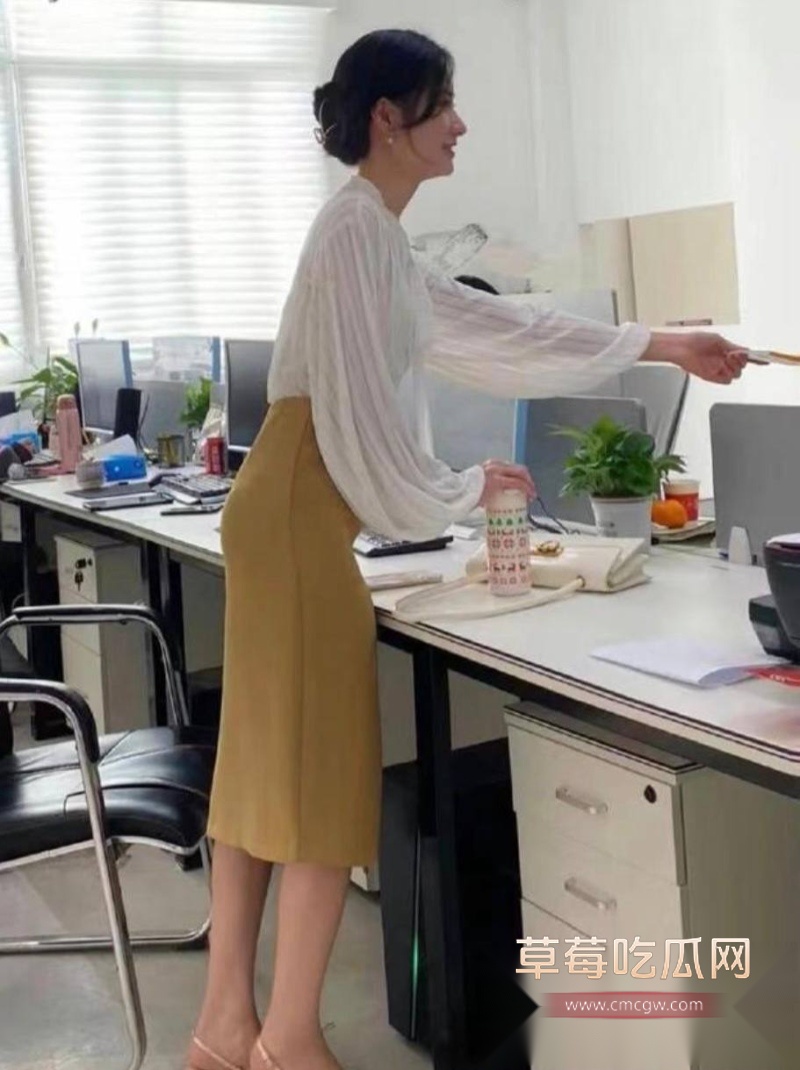 山西吕梁中院法官 吕云锁 32