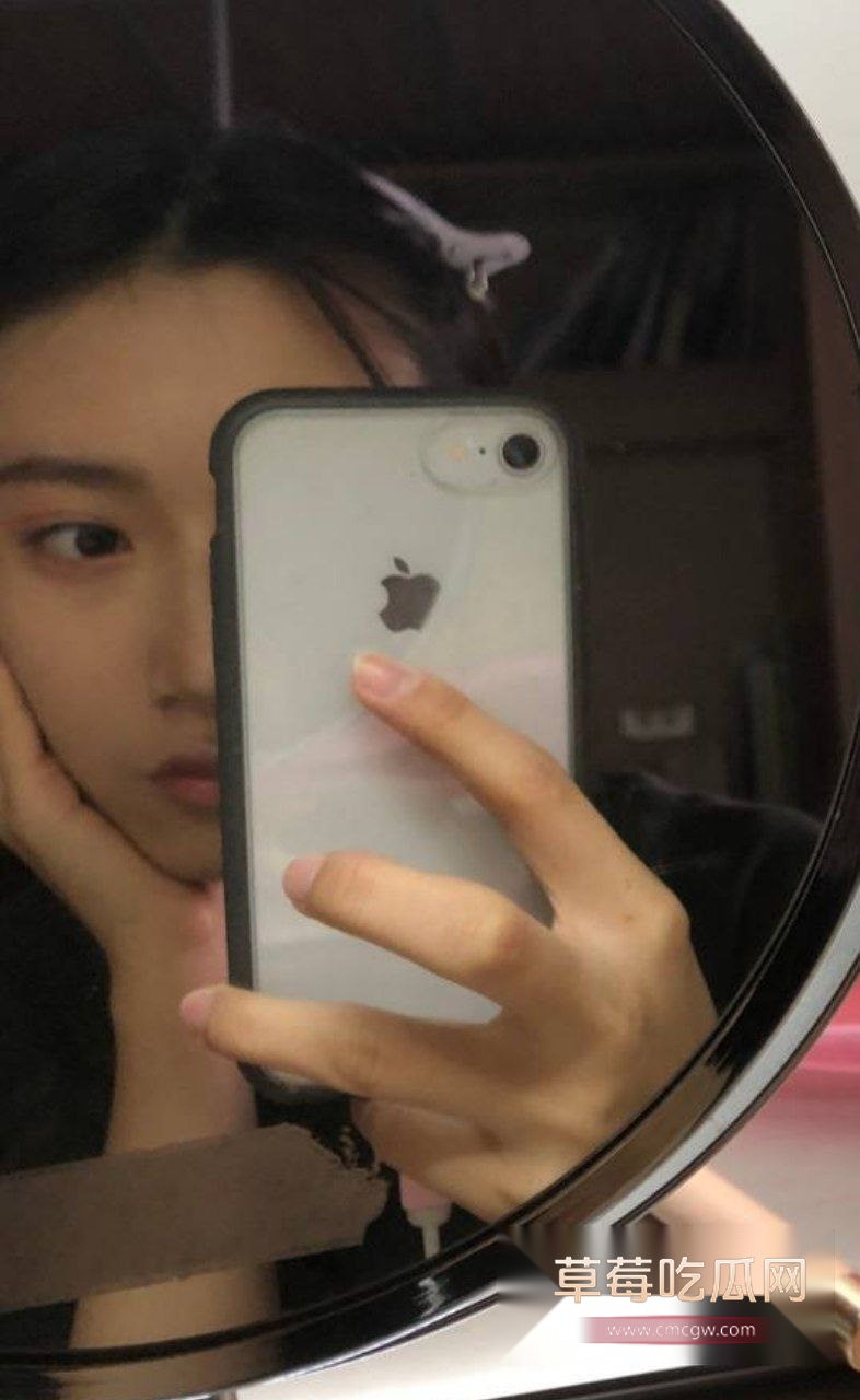 女神级大学生薛晴晴 云盘不雅视频泄漏1