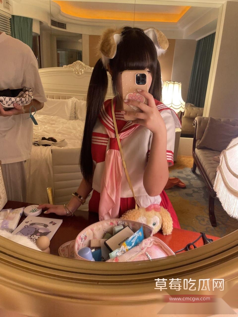 四川萝莉赵子曦包养内幕4