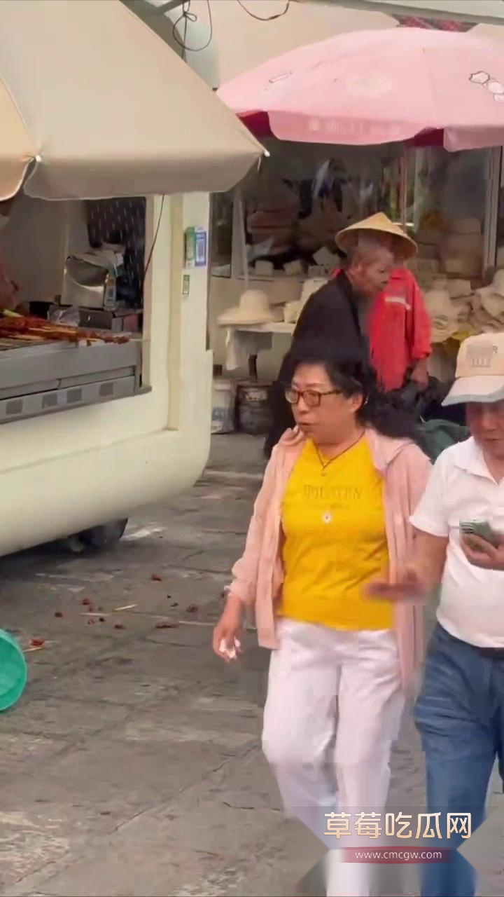 烧烤店老板娘霸气护店2