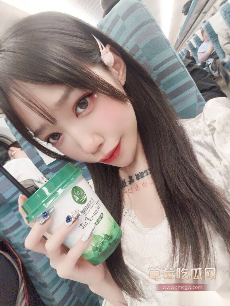 推特顶级极品纹身女神艾嫣 极品身材配合紧致私处简直是完美肉便器 抱起来疯狂输出体验人间天堂