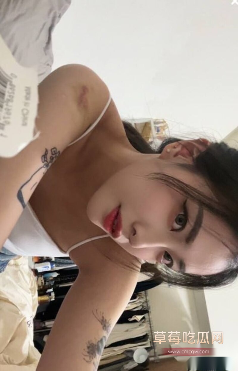 调教母狗刘涵3