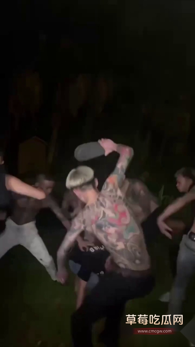 嚣张的精神小伙 11