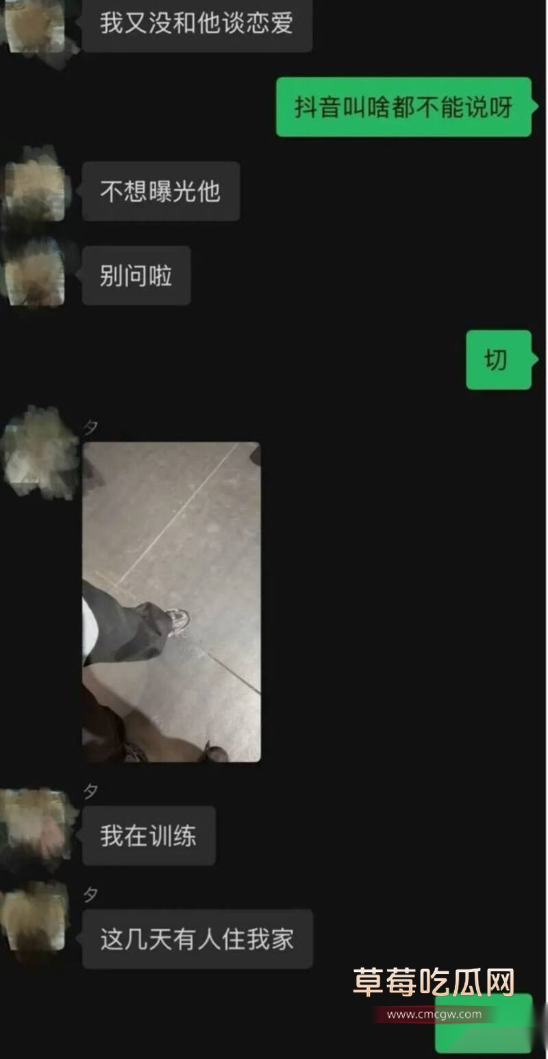 一只酸奶夕黑丝后入 18