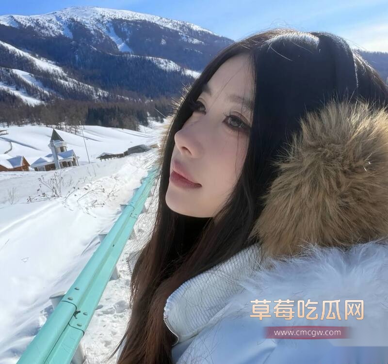 一只酸奶夕黑丝后入 9