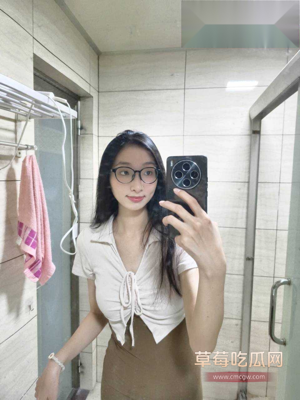 9 9